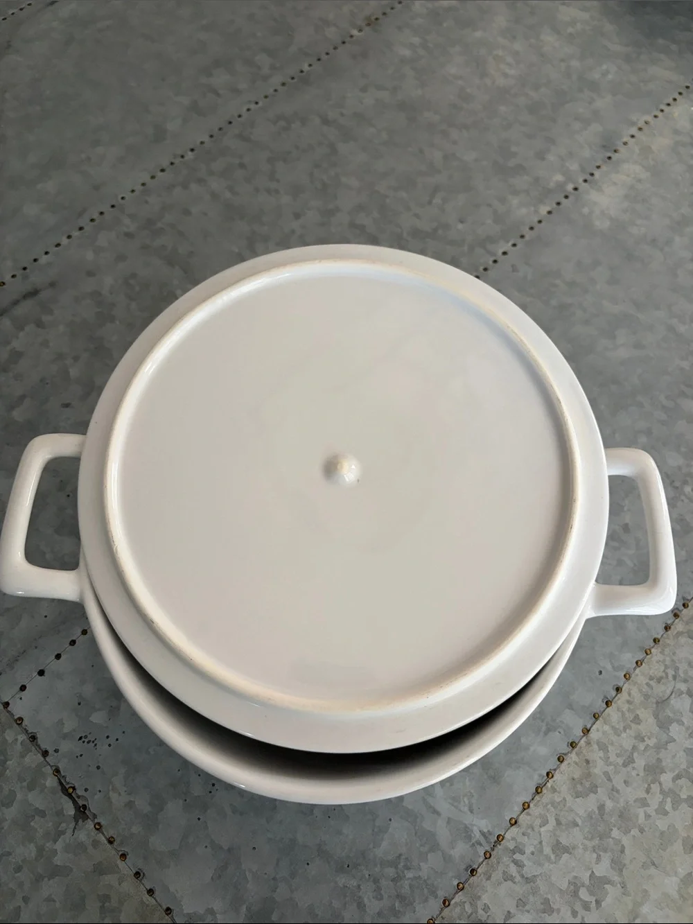 Crate & Barrel “Lucerne”  Porcelain Glaze Lidded Casserole, 3 Quart